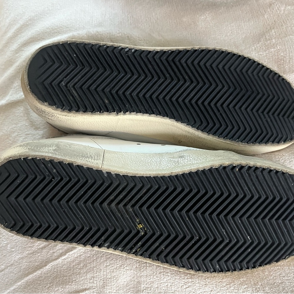 Golden Goose Superstar Sneakers in White and Silver - Picture 5 of 6